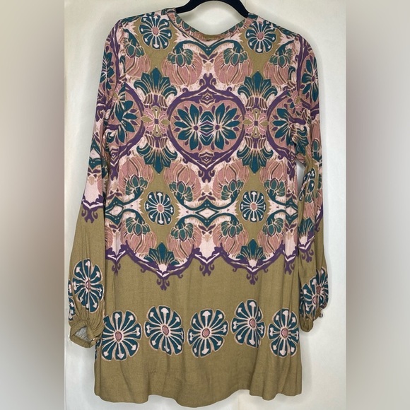 Free People NWOT Boho Green Long Sleeve Oversized Tunic Sz XS - Picture 2 of 8